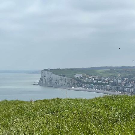 Caprices De Mer Appartement Avec Grand Balcon Et Vue A 300 M Plage, Apercu Mer, Lit Queen Size, Mers Les Bains Le Treport , Petit Dejeuner En Option, 2 Velos Fournis Exterior foto