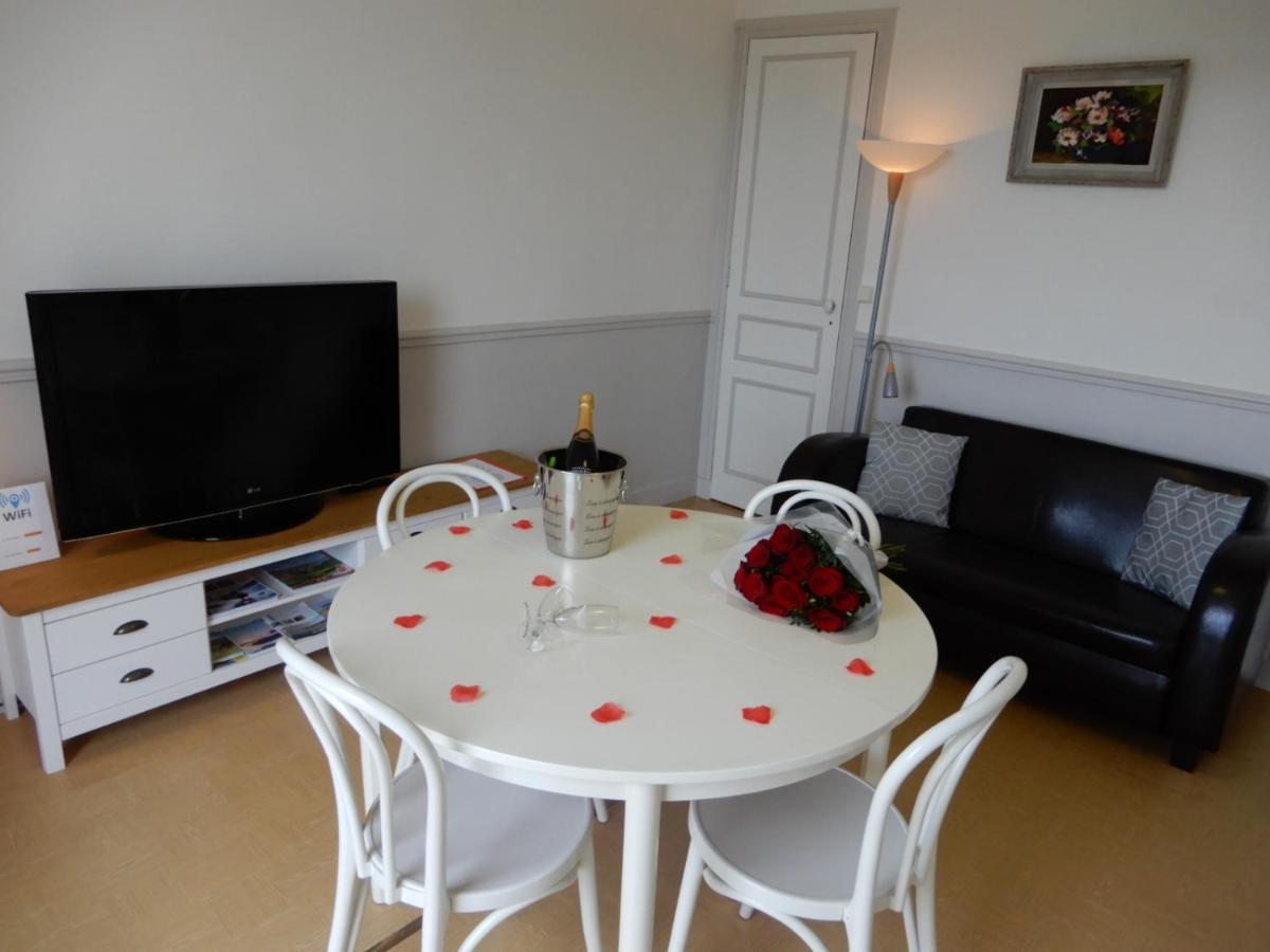Caprices De Mer Appartement Avec Grand Balcon Et Vue A 300 M Plage, Apercu Mer, Lit Queen Size, Mers Les Bains Le Treport , Petit Dejeuner En Option, 2 Velos Fournis Exterior foto
